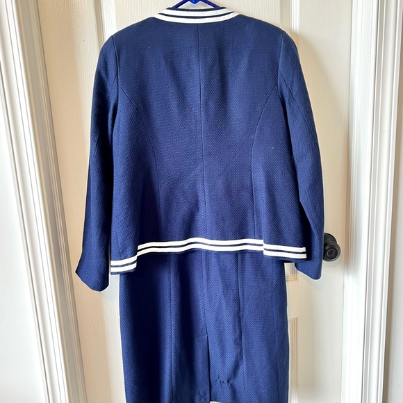 Appleseed's Dresses Vintage Appleseeds Petite Navy Sheath Suit